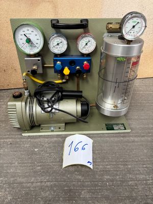 Station de charge et de récupération de fluide frigorigène R…