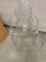 Dans le goût de Philippe STARCK, Paire de fauteuils et paire… (photo 3)