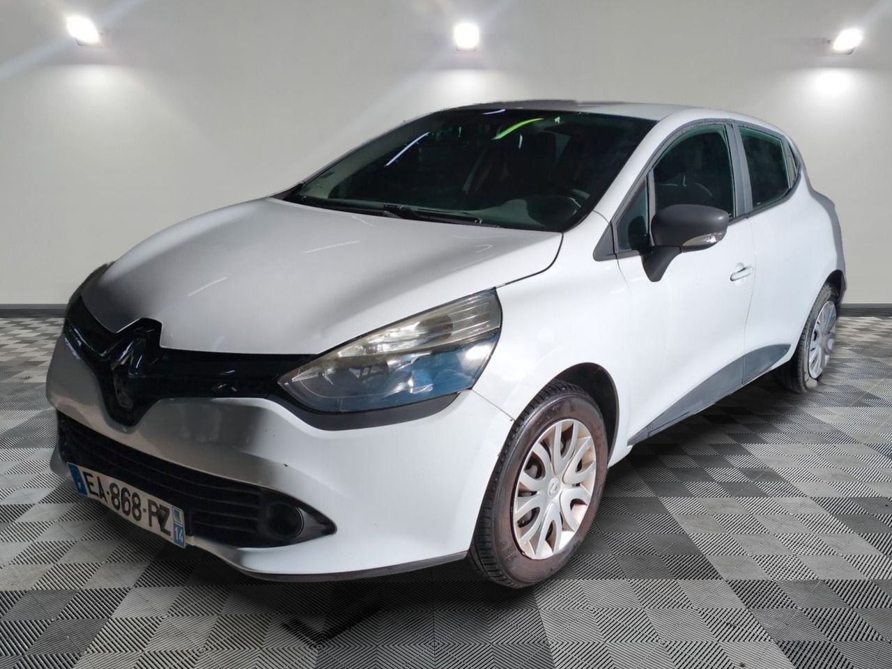 RENAULT - CLIO IV 1.2 16V 75 LIFE - ES - Mise en service: 21…