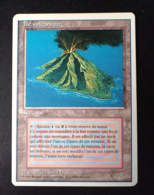 une photo d'une carte sur laquelle figure l'image d'un volcan