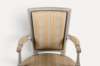 Mobilier de salon comprenant un canapé et quatre fauteuils, … (photo 4)