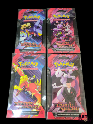 quatre paquets de cartes à collectionner Pokémon sur fond noir