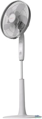 une image représentant un ventilateur sur pied blanc sur fond blanc