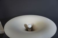 Suspension en métal laqué blanc. (photo 2)