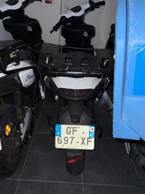 Genre : CL - Carrosserie : SOLO - Energie : EL - 1ere M.E.C : 20/04/20