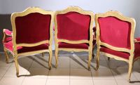 Ensemble de trois fauteuils en bois mouluré, sculpté et doré… (photo 4)
