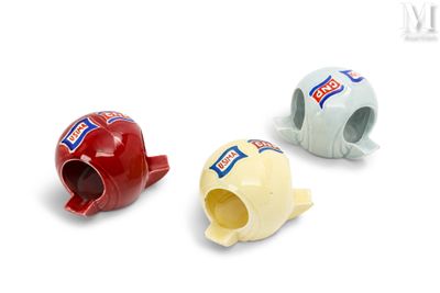 trois tasses en forme de têtes de poisson