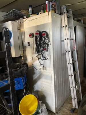 Chambre froide positive et négative en panneaux sandwichs  avec groupe - Photo 1