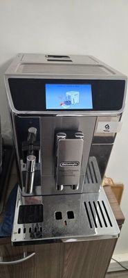 a coffee machine that is sitting on top of a counter