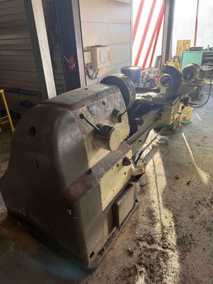 Tour ParallÈLE À Charioter ET À Fileter