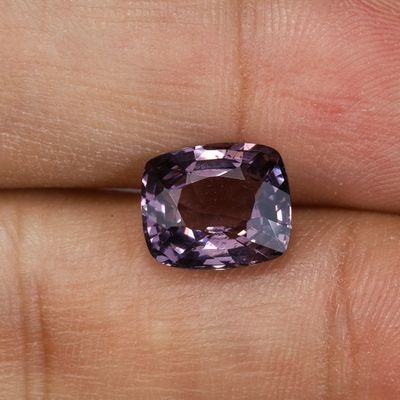 SPINELLE NATURELLE - 6.53 Carats - Couleur VIOLET/GRIS - Pro…
