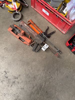 many tools that are sitting on the floor