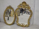deux miroirs placés l'un à côté de l'autre