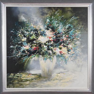 une peinture à l'huile représentant un vase de fleurs sur une table
