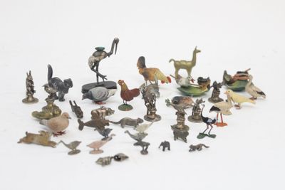 Réunion de Figurines Animalières en Métal Argenté - Photo 1