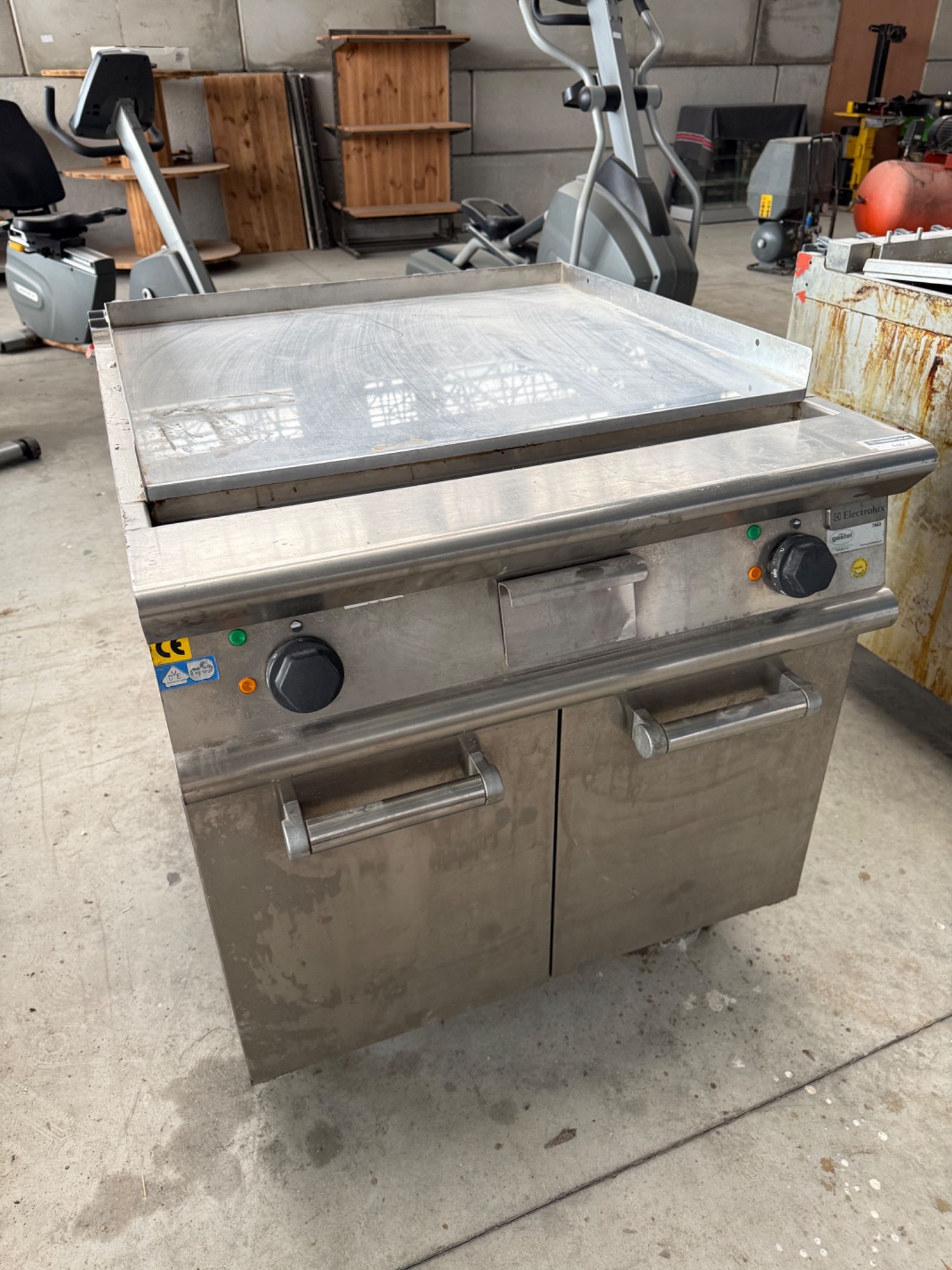 Plancha professionnelle electrique ELECTROLUX,