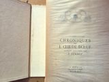 un livre sur lequel figure l'image d'une horloge