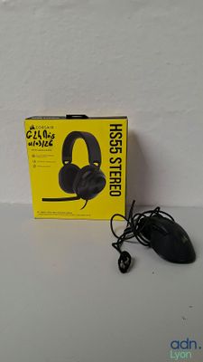 Lot d’un casque gaming et souris - CORSAIR - Hs55 stereo - R…