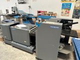 une machine placée au milieu d'une pièce