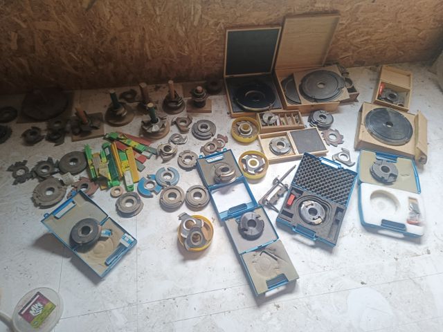 Lot d’outillages de toupie alesage 50. Vente sur désignation Cond...