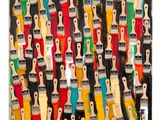 un lot de pinceaux de différentes couleurs