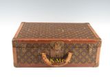 Valise Louis Vuitton en toile Monogram avec initiales Monogram