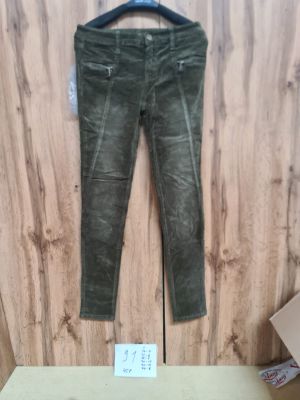 Lot de 45 pantalons femme ? Coloris vert effet dlav