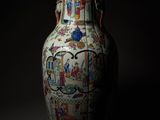 an image of a vase in the dark with a black background