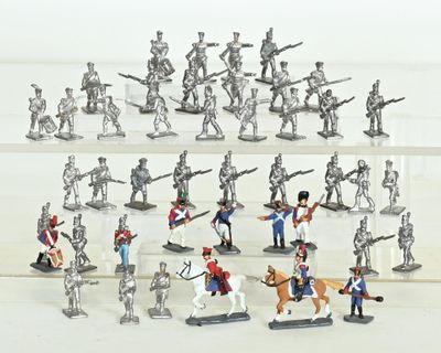 a lot of figurines of soldiers on display