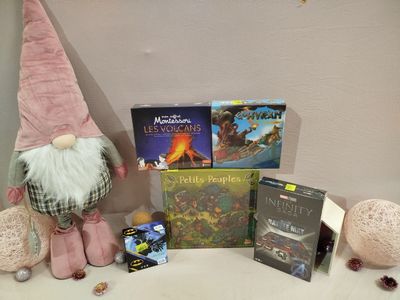 Lot de 28 jeux de société de différents modèles comprenant :…