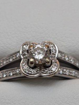 MAUBOUSSIN Chance of love numéro 2 Bague en or gris 750/1000…