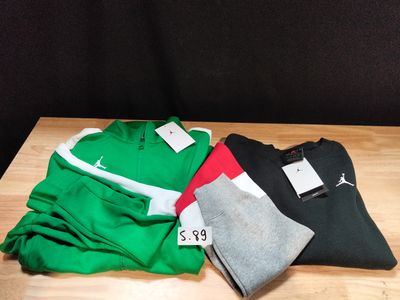 Ensemble de la marque Jordan, sweat femme XS et gilet homme …