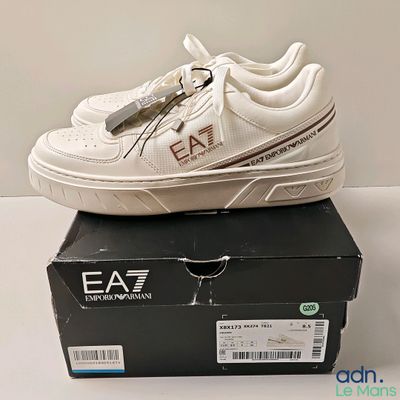 Baskets Nike Air Force 1 Low en cuir blanc, pointure US 9,5 (EU)