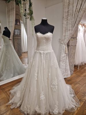 Lot à retirer à Décines-Charpieu (69150) ou expédition possi…