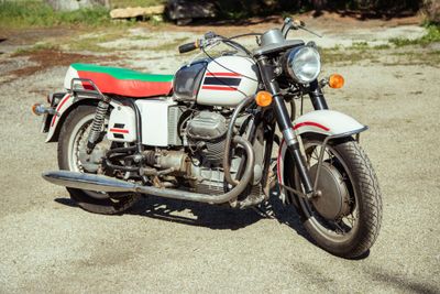 GUZZI 850CG - V7 - Genre : MTT2 - Carrosserie : SOLO - Energ…