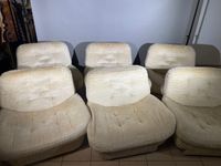 Ensemble de six fauteuils, d'un ottoman et d'un pose-verres … (photo 6)