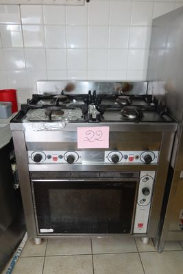 (jud - TVA récupérable) situé à MONTLUCON : Piano de cuisson…