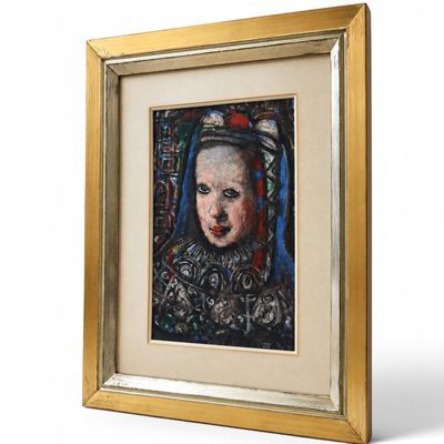 un tableau représentant une femme coiffée d'une coiffe bleue, dans un cadre doré