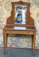 Coiffeuse de style Louis XVI