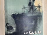 un vieux livre sur lequel figure l'image d'un homme et d'une femme assis dans un bateau