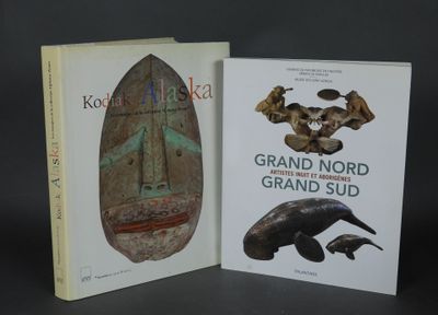 deux livres sur fond noir, avec l'image d'un bateau et d'une baleine