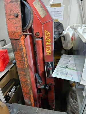 l'image d'une machine installée dans une pièce