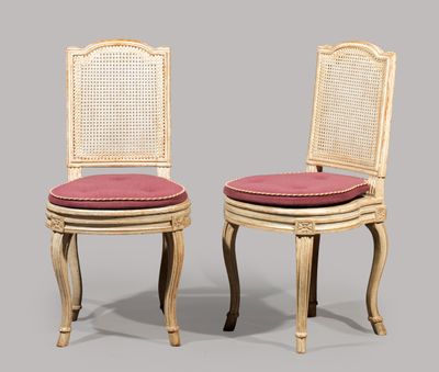 paire de chaises françaises à dossier en rotin