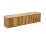 une image représentant une boîte en bois avec un couvercle, sur fond blanc