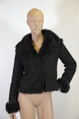 JOSEPH VESTE en peau noir et fourrure noire.