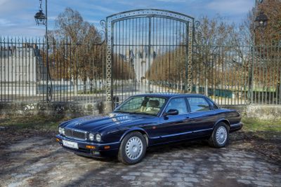 1996 Jaguar XJ X300 3.2 -	Chassis: SAJJFALG8BJ777721 - Photo 1