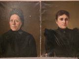 deux portraits d'une femme et d'un homme vêtus de noir