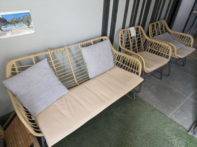 three chairs that are sitting next to each other on the floor