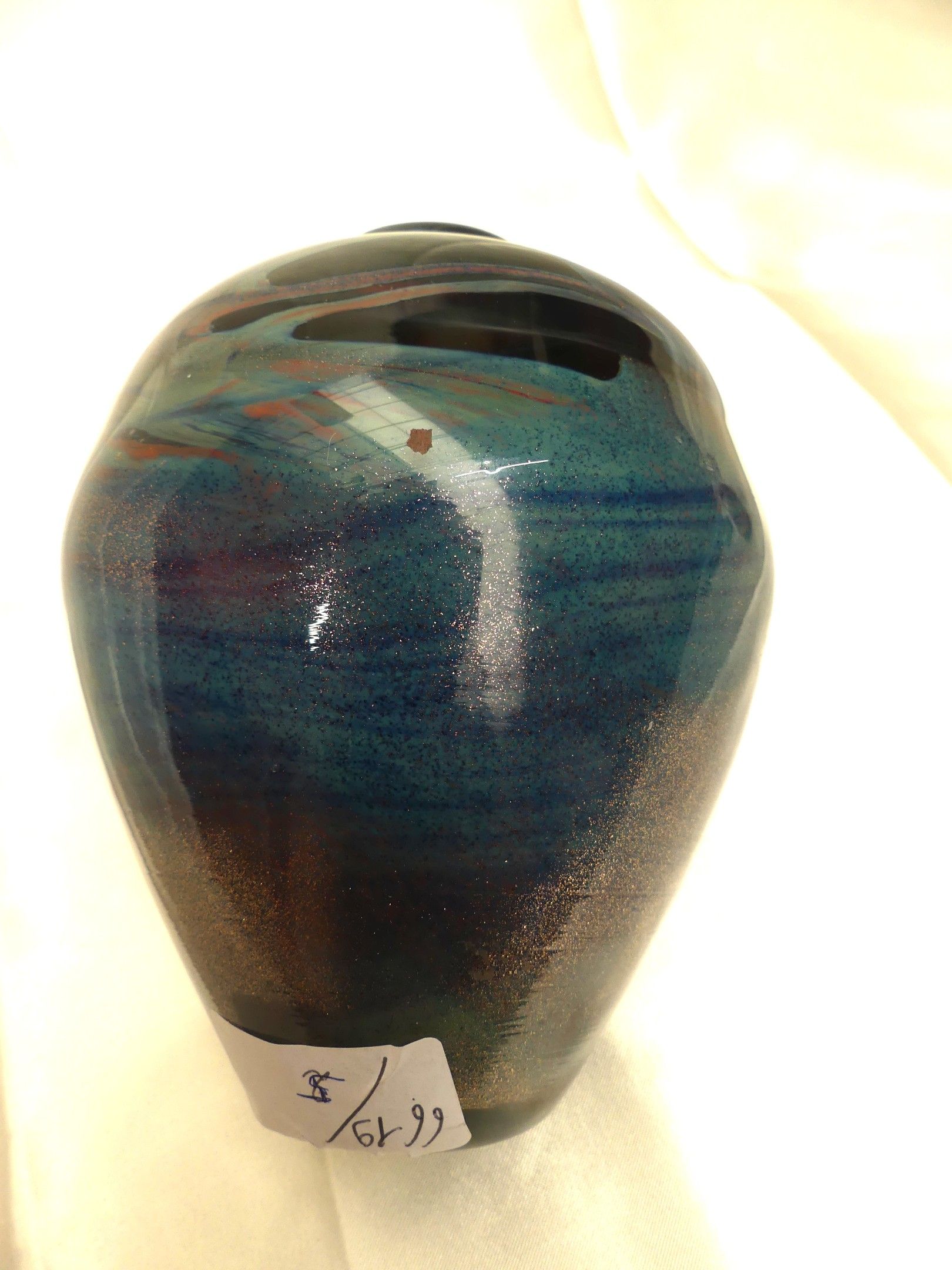 Jean-Claude NAVARO (1945 - 2015) Vase en verre soufflé à inclusion de poudres intercalaire polychrome. Signé « Jc Nov...