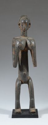 an image of a statue of a man with a hat on his head